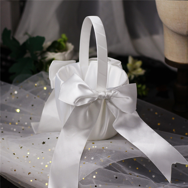 White Flower Girls Basket Pear - Wedding Hampers reseña y precio