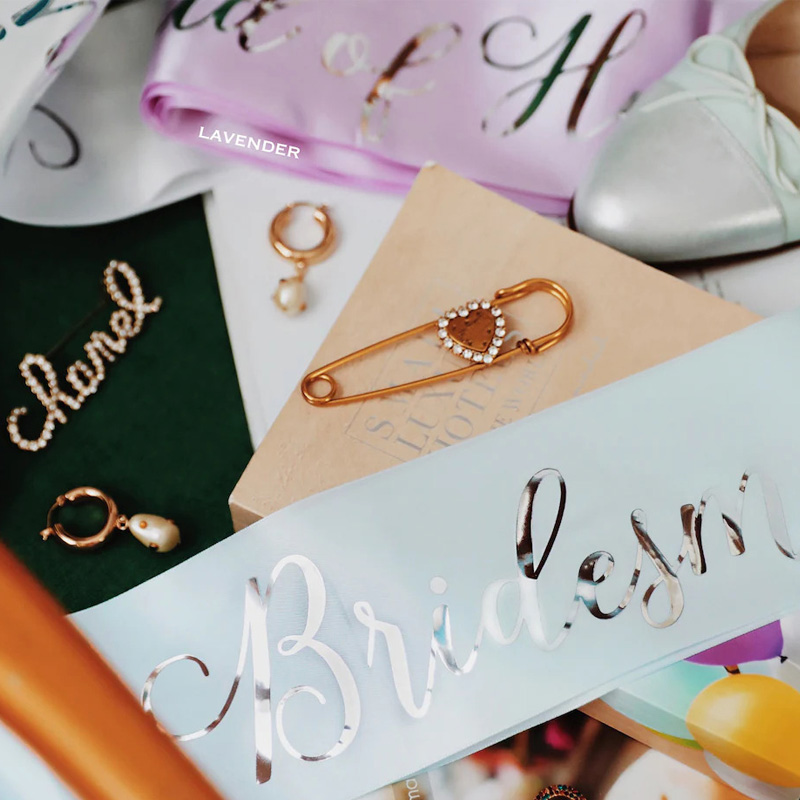 Custom Bridal Sash Bachelorett - Bride Tribe Sash reseña y precio