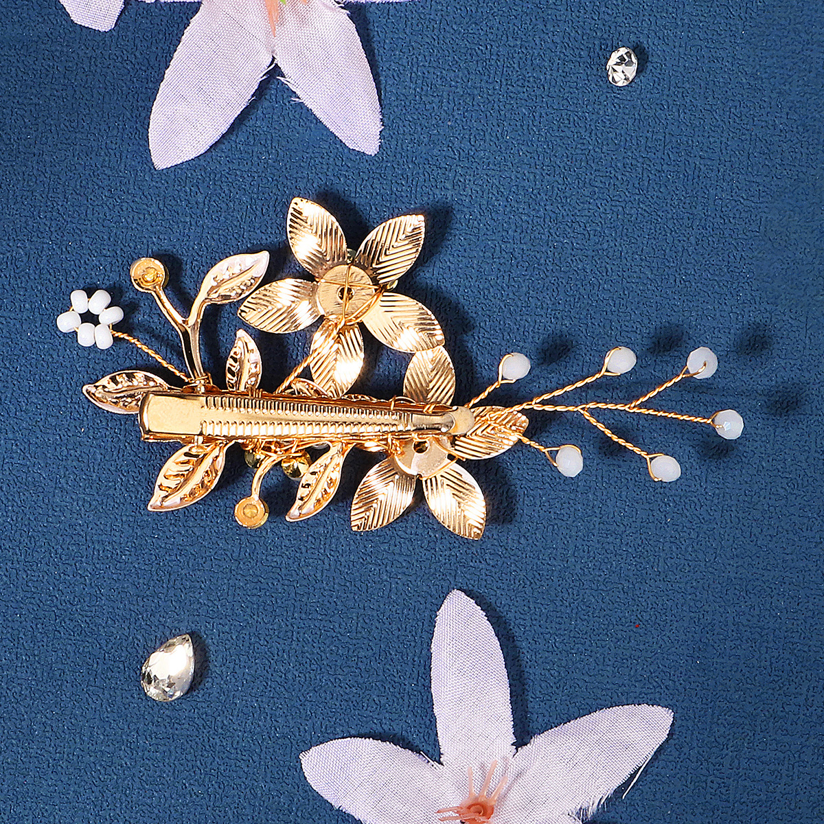 Handmade Pearl Flower Hair Cli - Wedding Supply Store reseña y precio